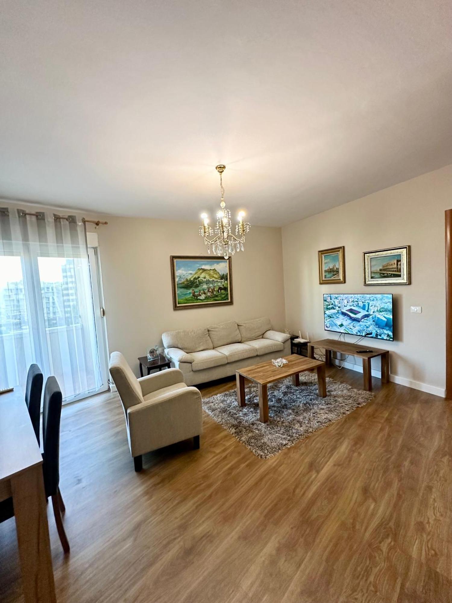 Kk Apartment Air Albania-Centrally Located Тирана Екстериор снимка