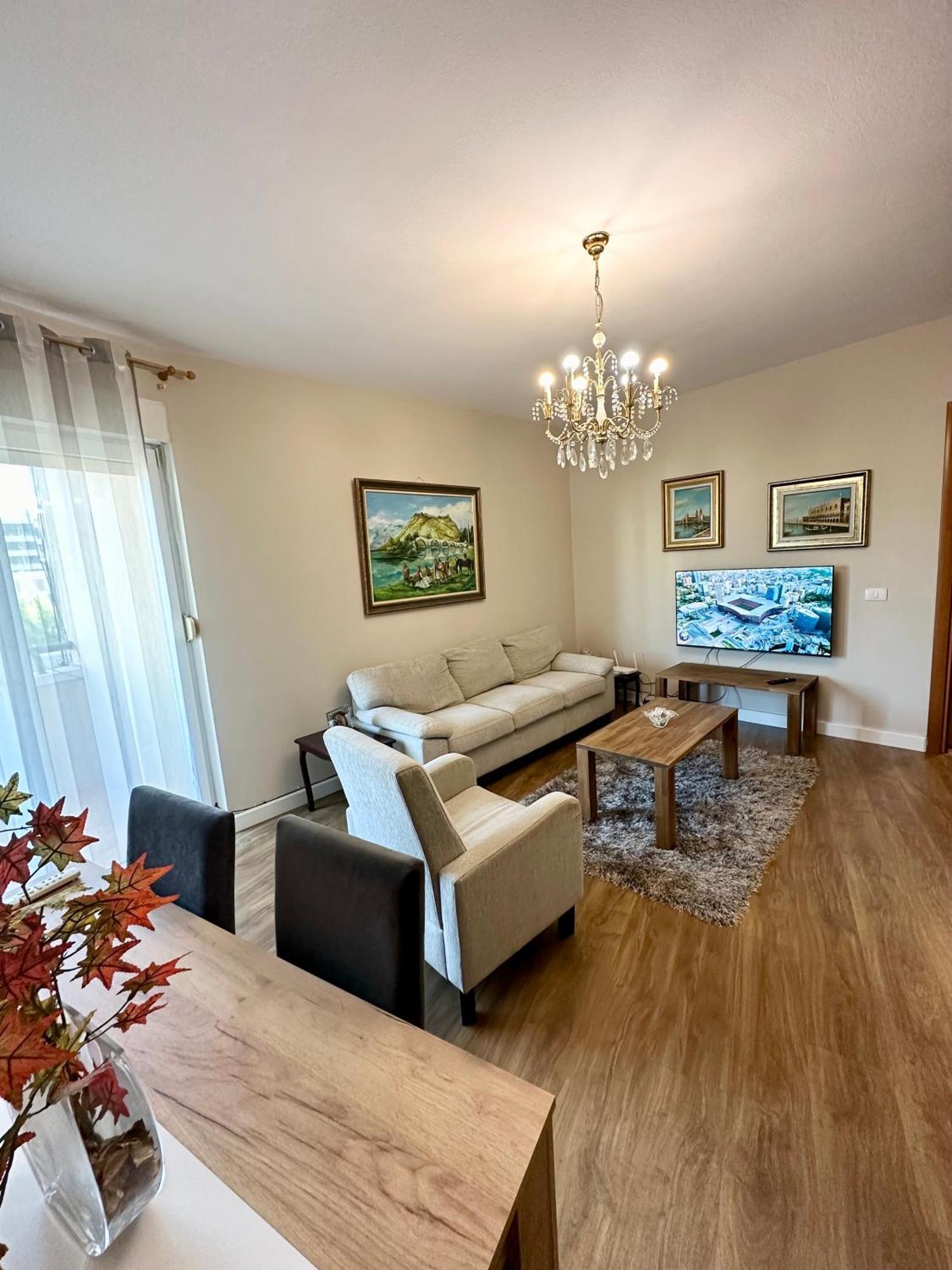 Kk Apartment Air Albania-Centrally Located Тирана Екстериор снимка